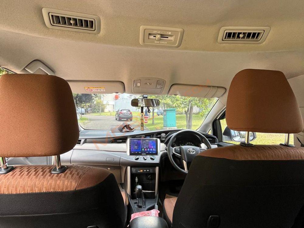 Mobil Toyota Kijang Innova 2019