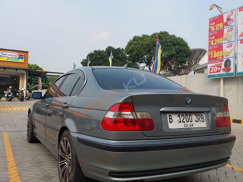 Mobil BMW 3 Series 2001