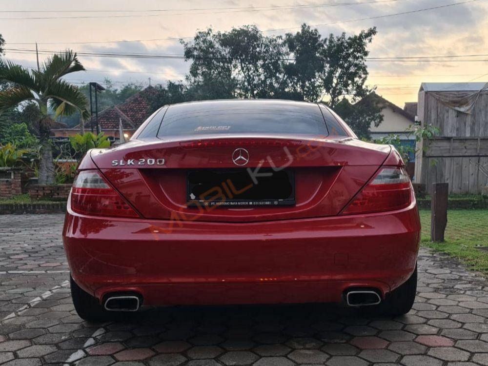 Mobil Mercedes-Benz SLK 2012