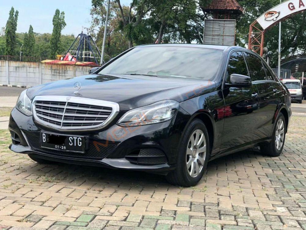 Mobil Mercedes-Benz E-Class 2016