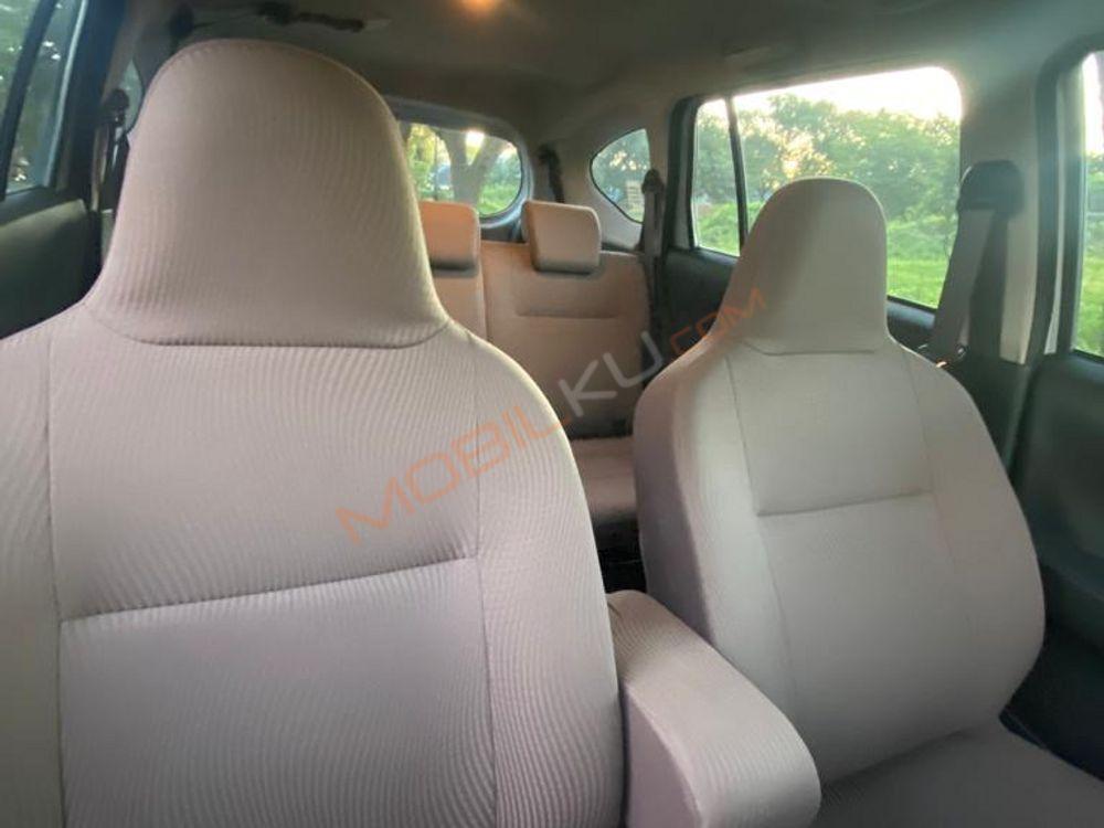 Mobil Toyota Calya 2019