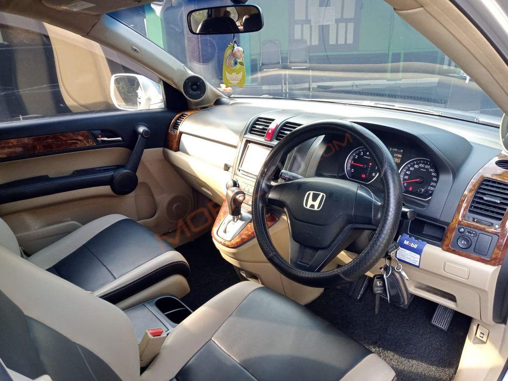 Mobil Honda CR-V 2010