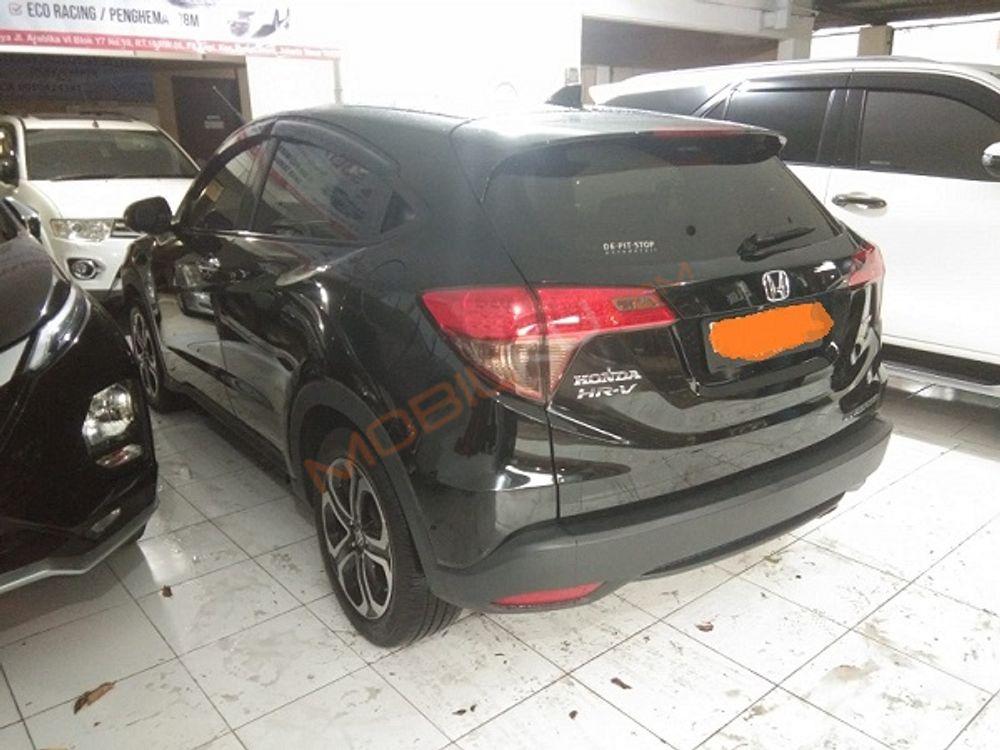 Mobil Honda HR-V 2015