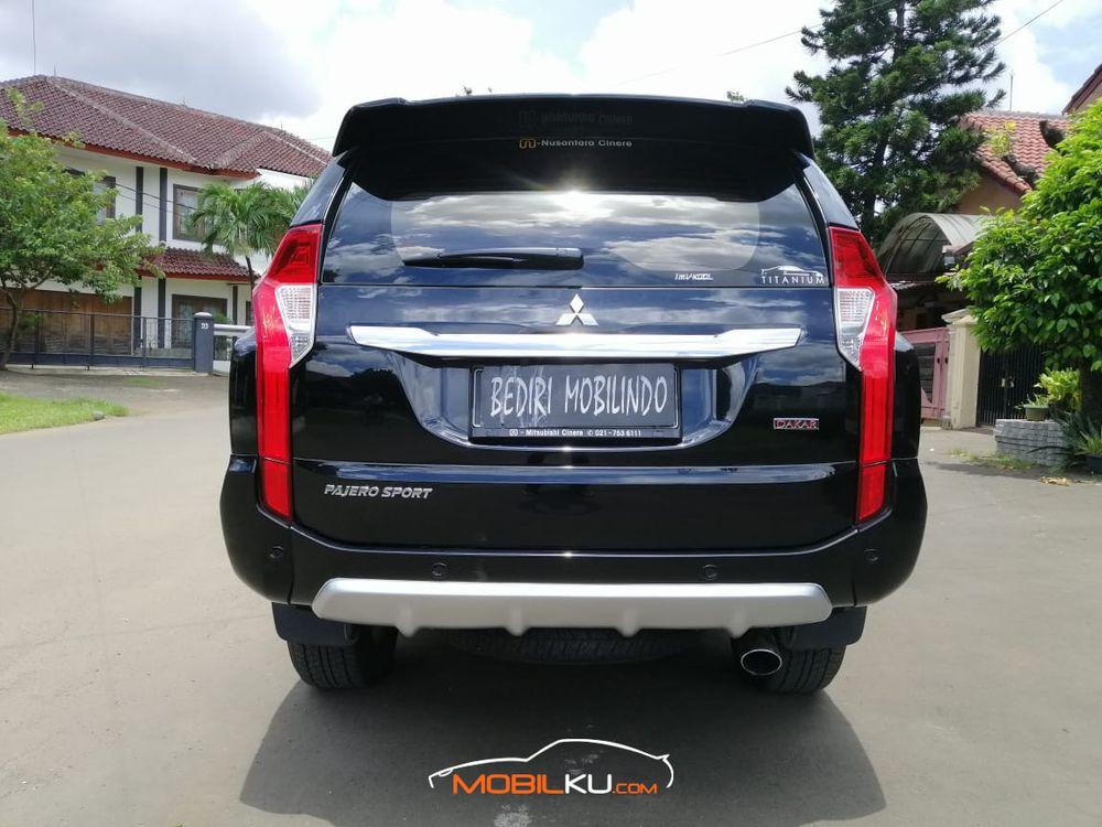 Mobil Mitsubishi Pajero Sport 2017