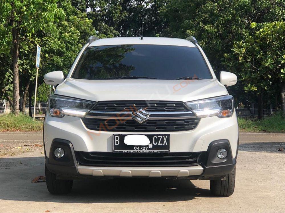 Mobil Suzuki XL7 2022