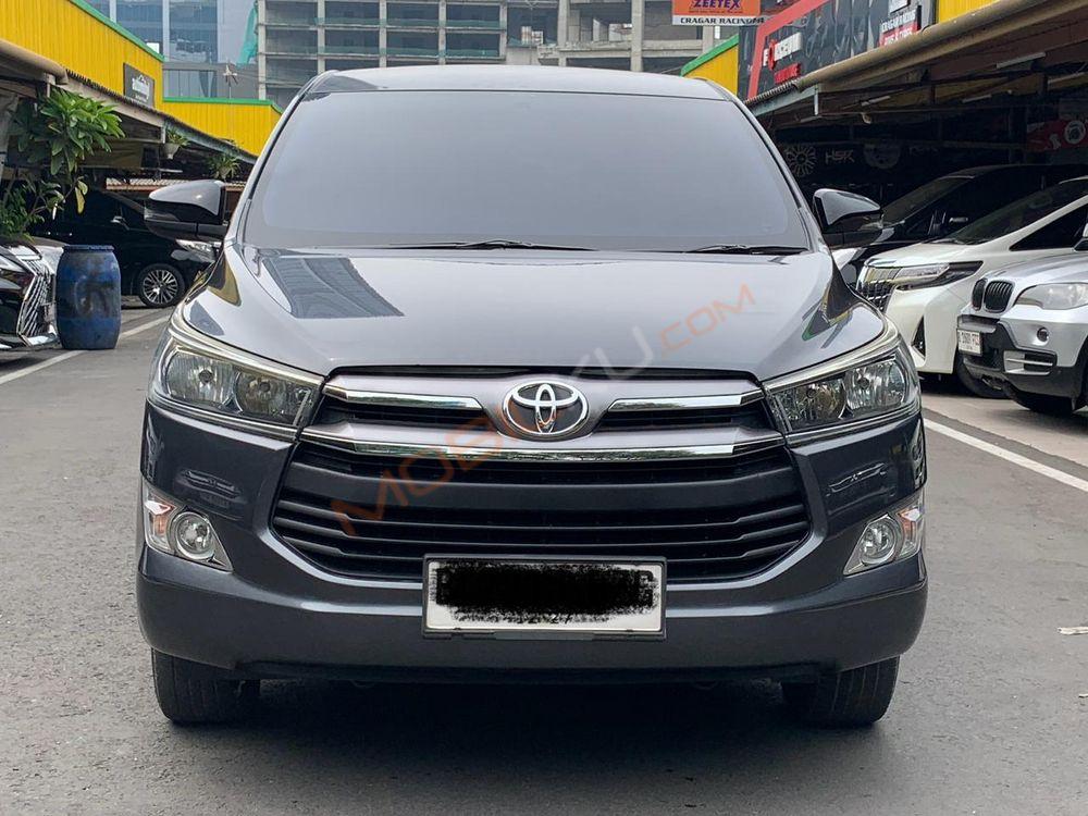 Mobil Toyota Kijang Innova 2017