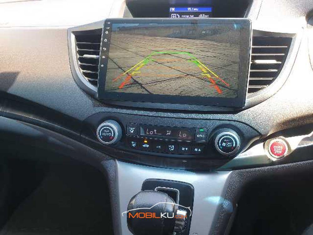 Mobil Honda CR-V 2013