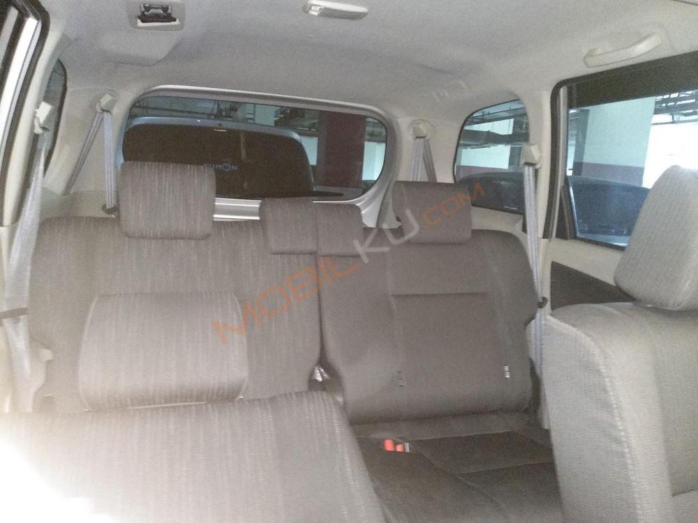 Mobil Toyota Avanza 2019