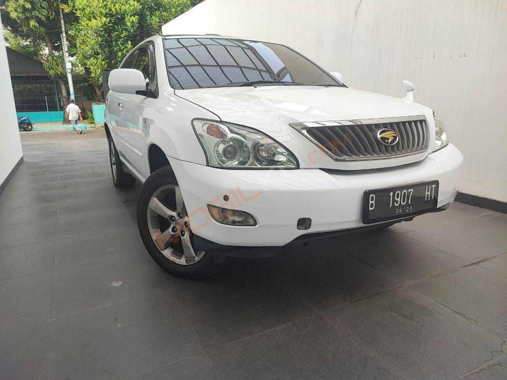 Mobil Toyota Harrier 2011