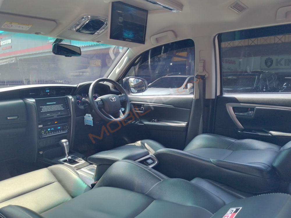Mobil Toyota Fortuner 2020