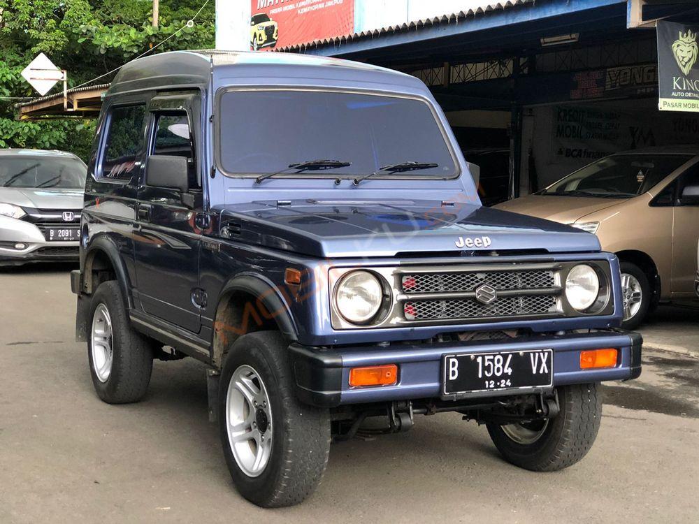 Mobil Suzuki Katana 2005