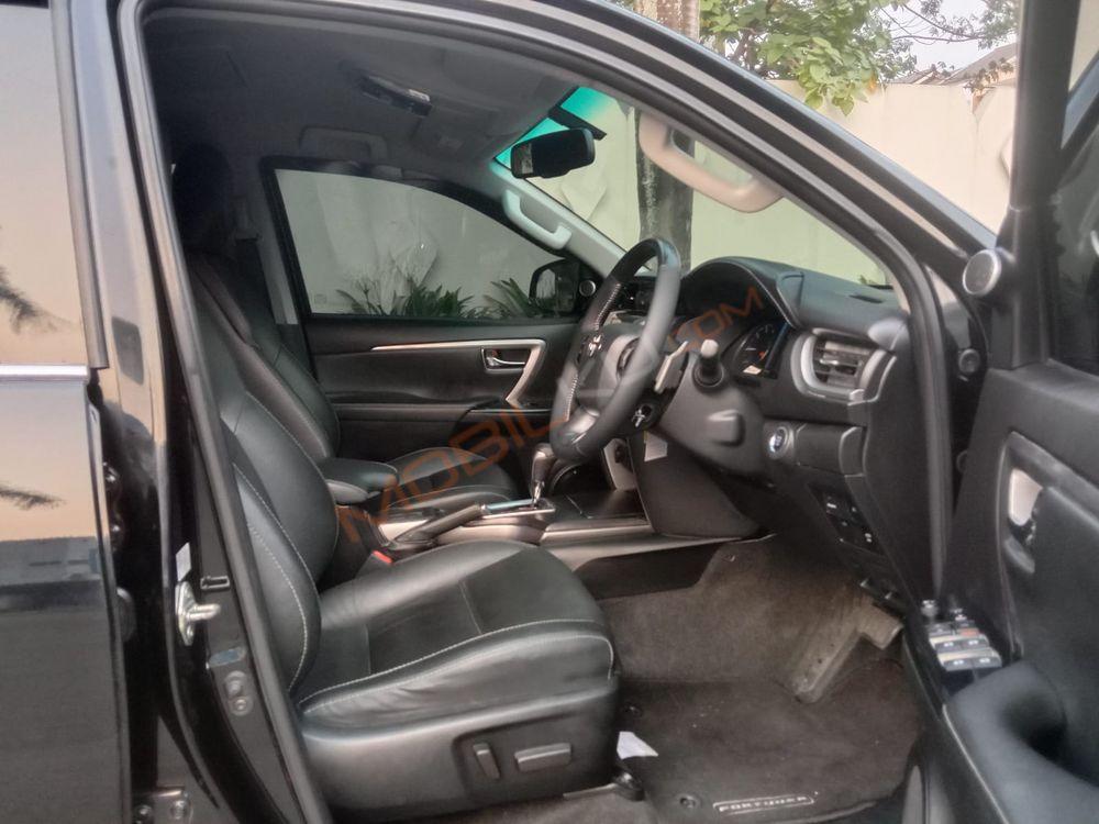 Mobil Toyota Fortuner 2021