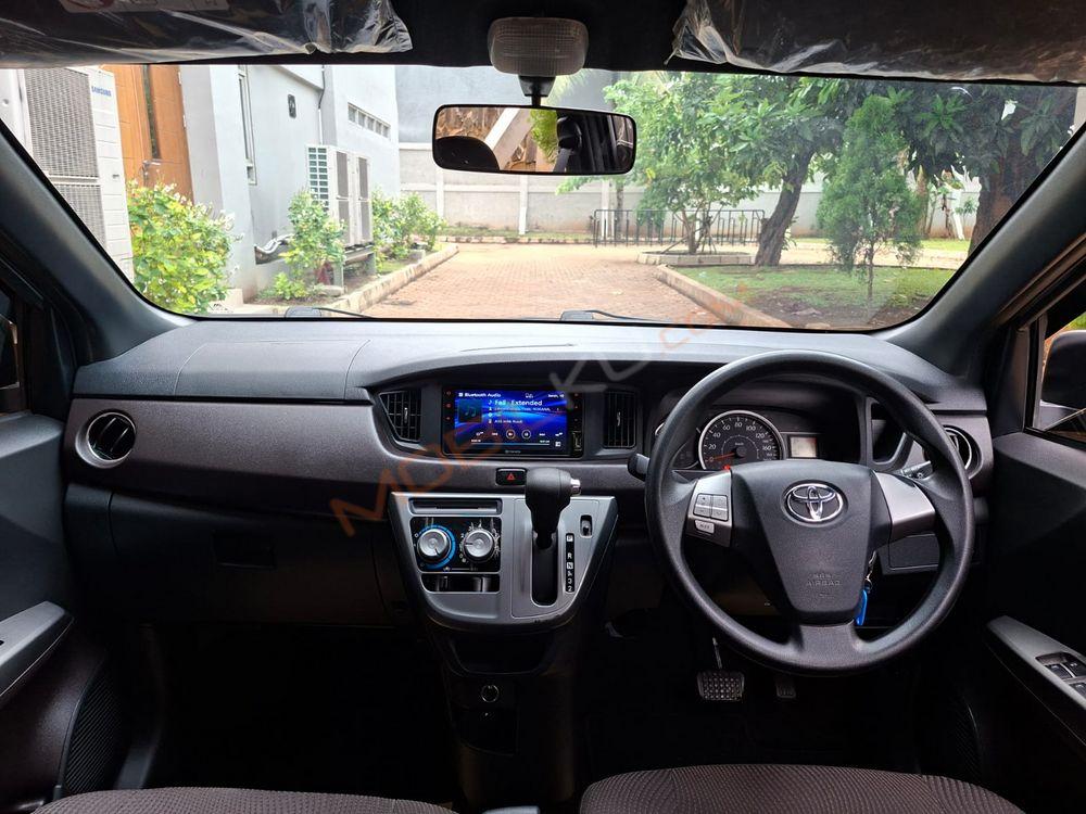 Mobil Toyota Calya 2023