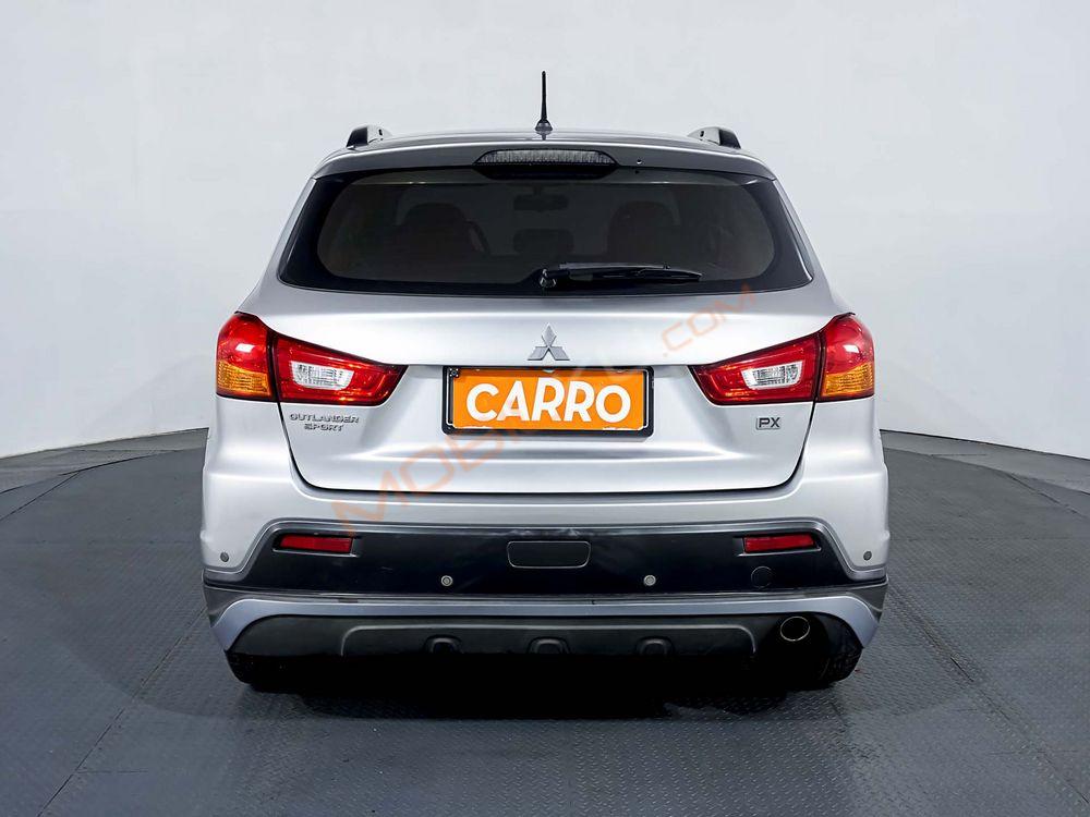 Mobil Mitsubishi Outlander Sport 2013