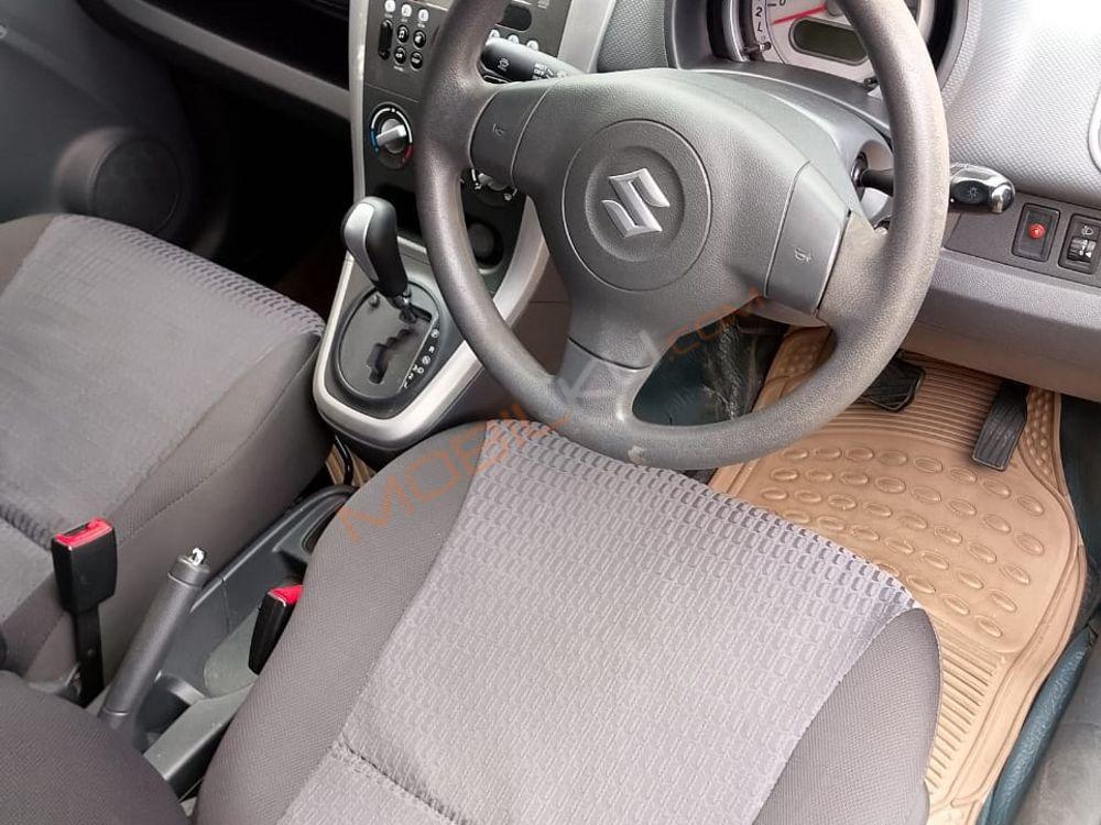 Mobil Suzuki Splash 2014