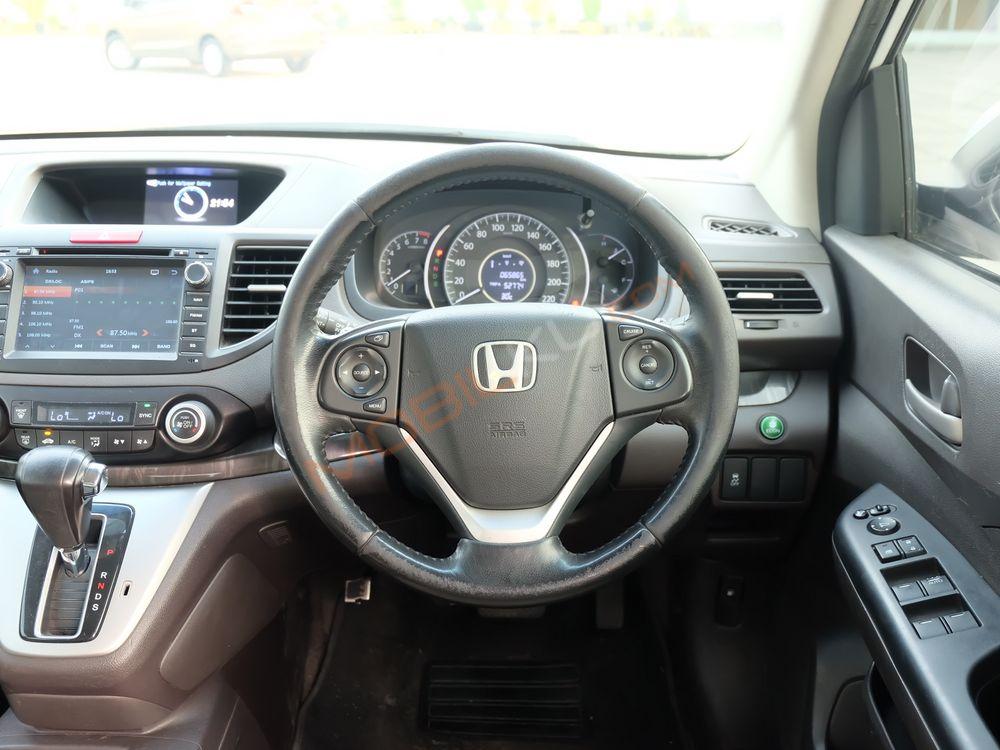 Mobil Honda CR-V 2013