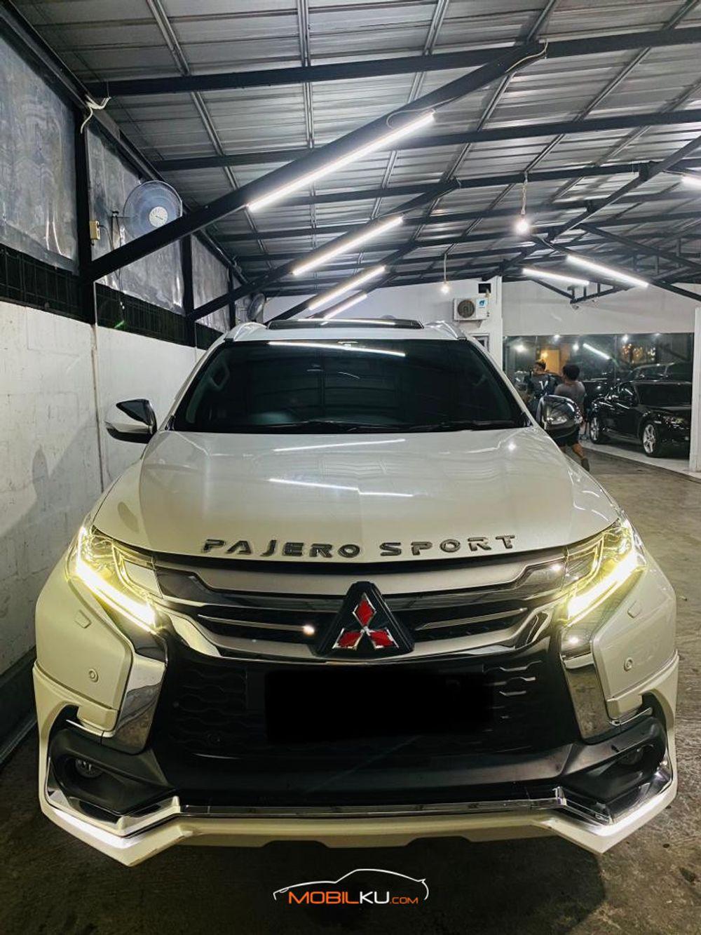 Mobil Mitsubishi Pajero Sport 2017