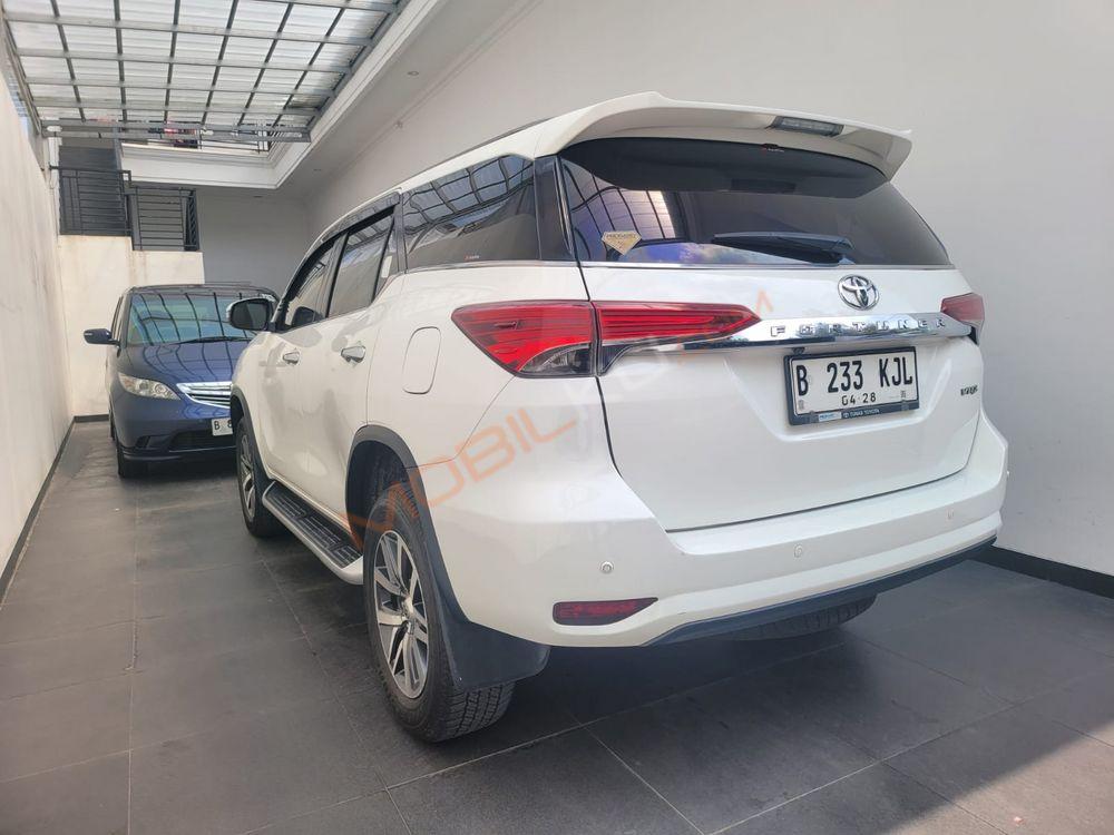 Mobil Toyota Fortuner 2018