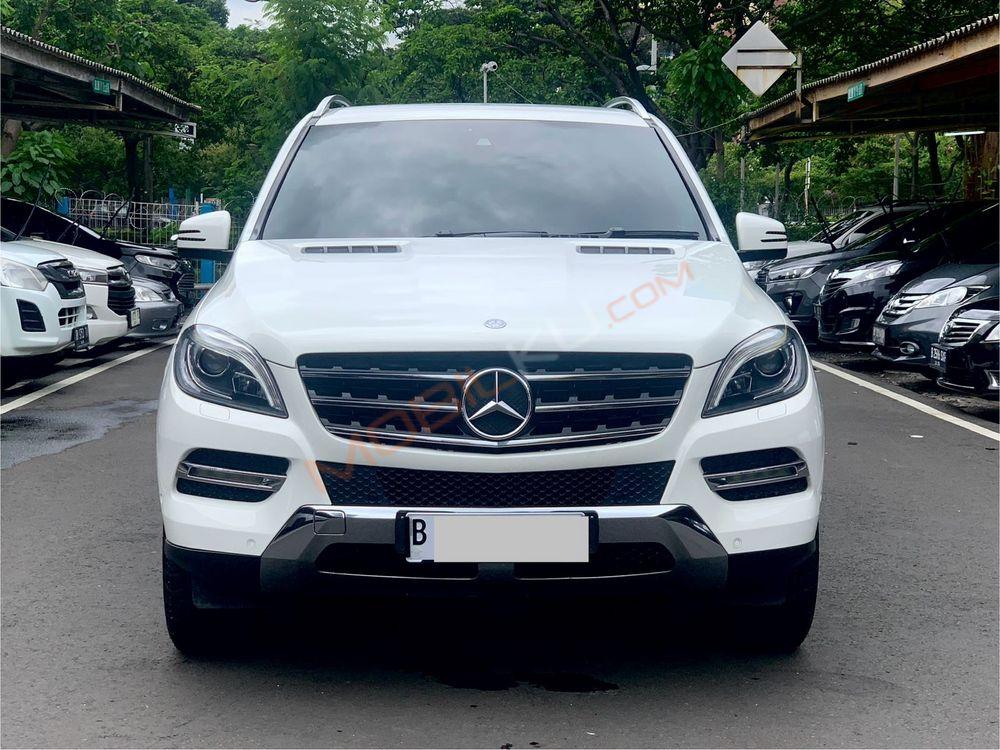 Mobil Mercedes-Benz ML 2015