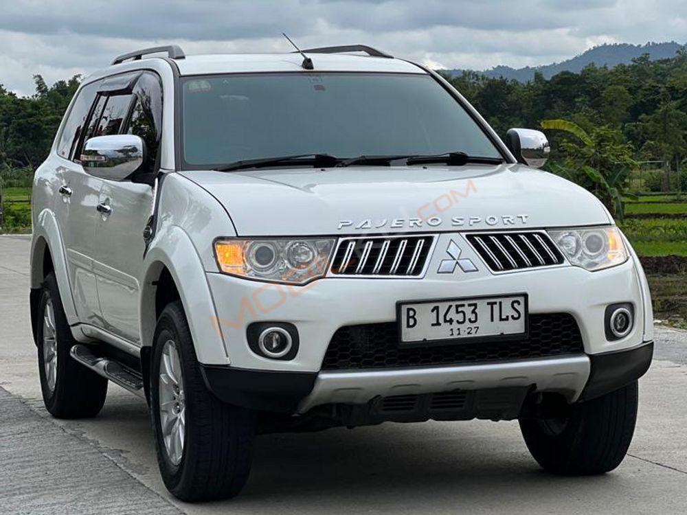 Mobil Mitsubishi Pajero Sport 2012