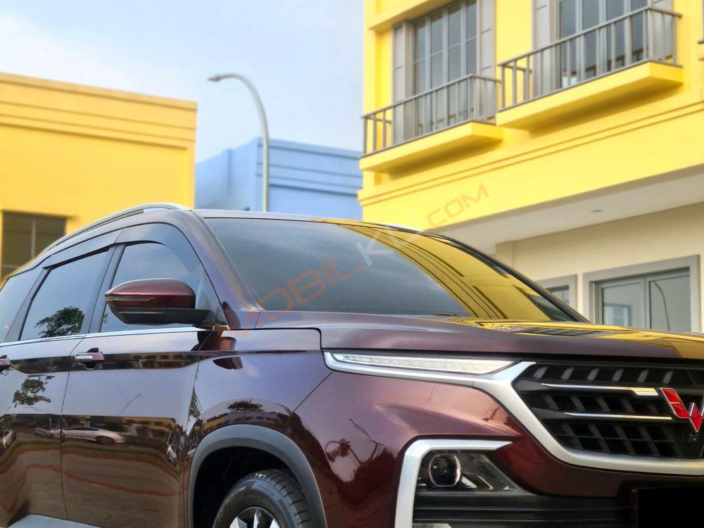Mobil Wuling Almaz 2019