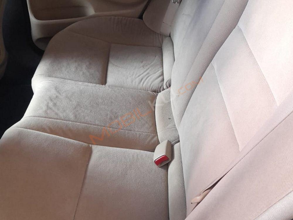 Mobil Honda Civic Sedan 2006