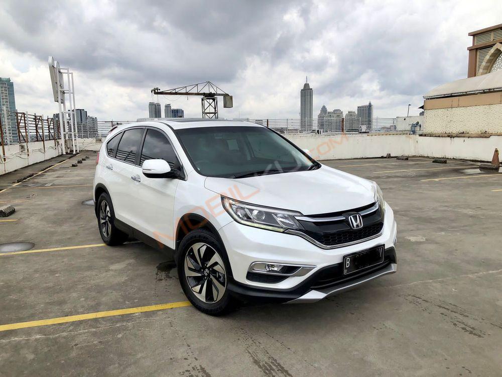 Mobil Honda CR-V 2015
