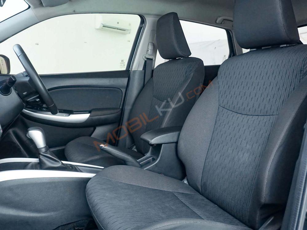 Mobil Suzuki Baleno 2019