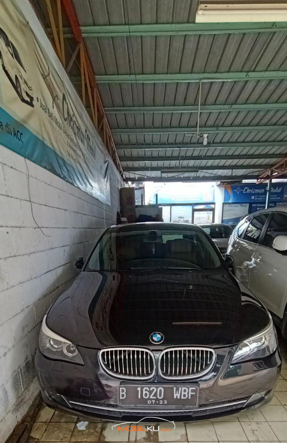 Mobil BMW 5 Series 2008