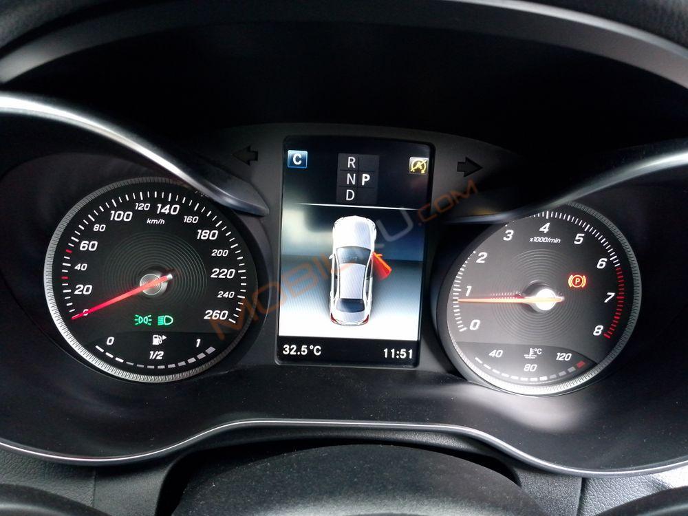 Mobil Mercedes-Benz C-Class 2018