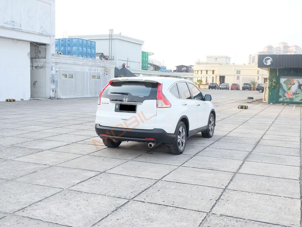 Mobil Honda CR-V 2013