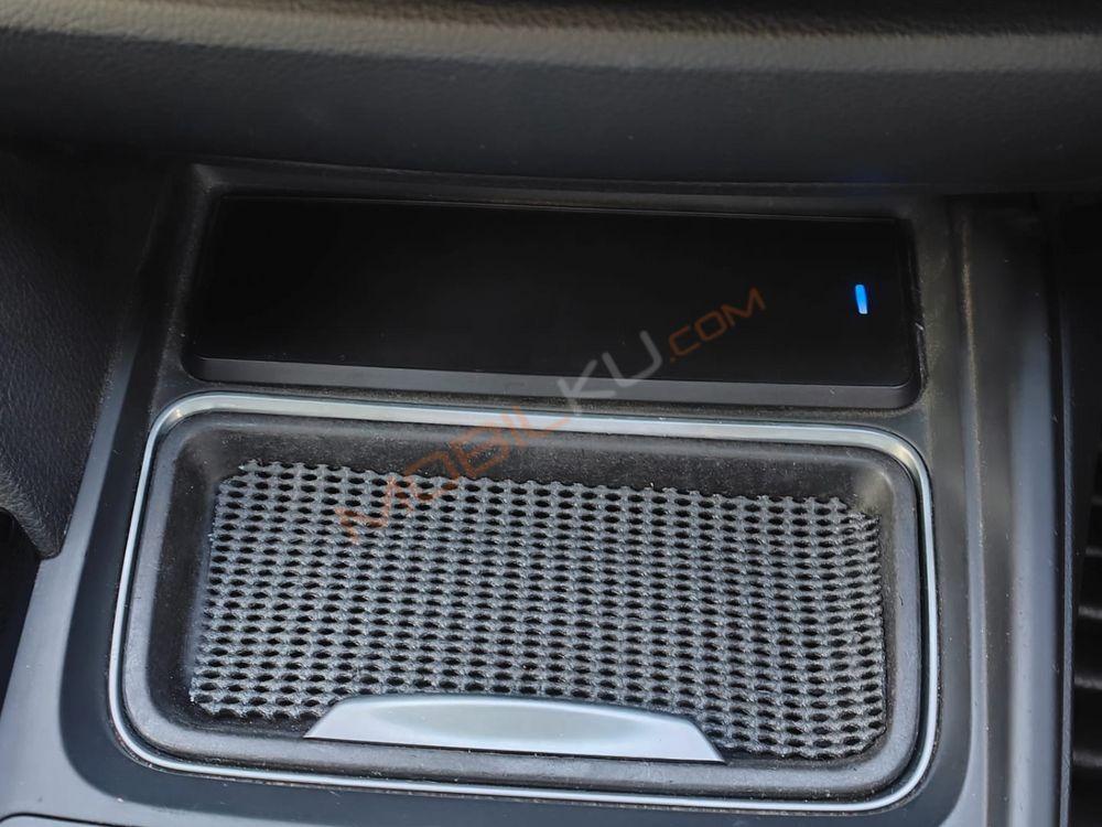 Mobil BMW 3 Series 2014