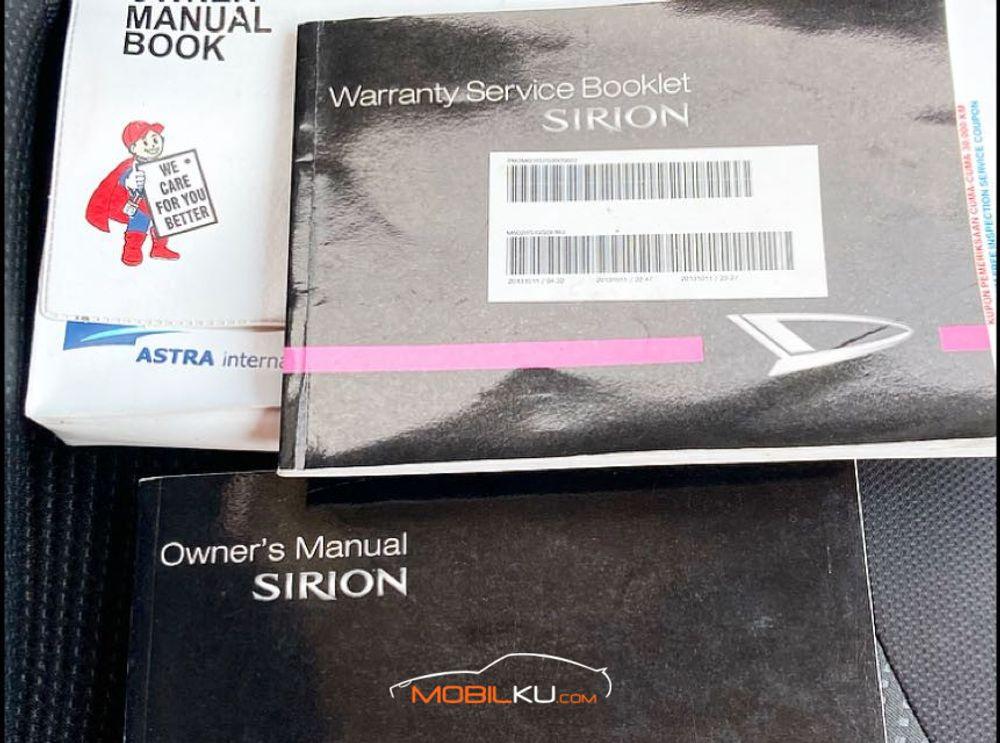 Mobil Daihatsu Sirion 2013