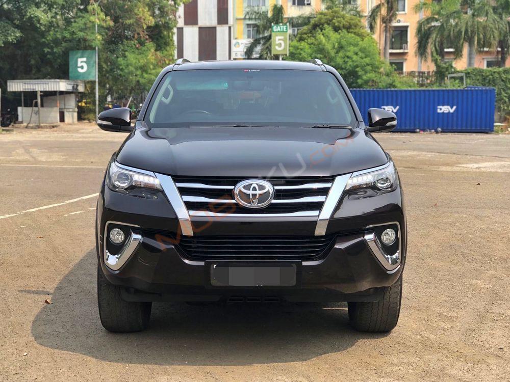 Mobil Toyota Fortuner 2016