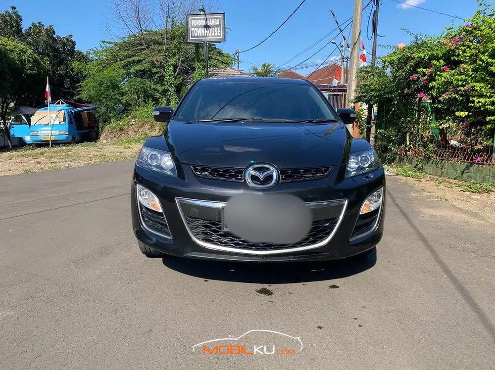 Mobil Mazda CX-7 2011