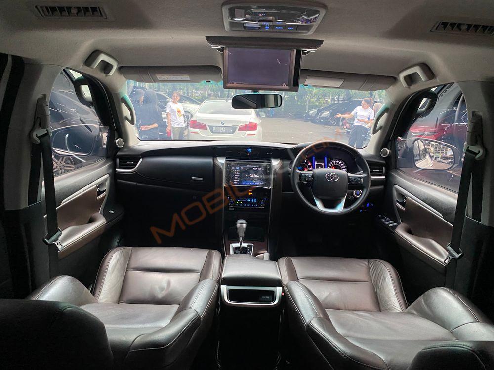 Mobil Toyota Fortuner 2020