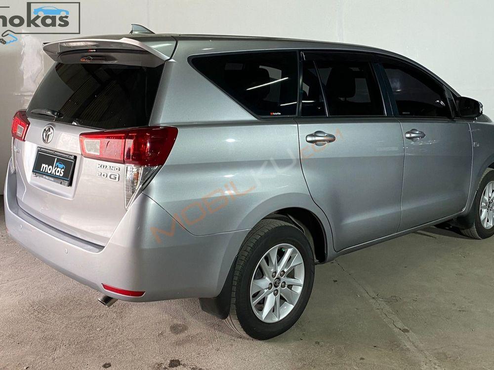 Mobil Toyota Kijang Innova 2020