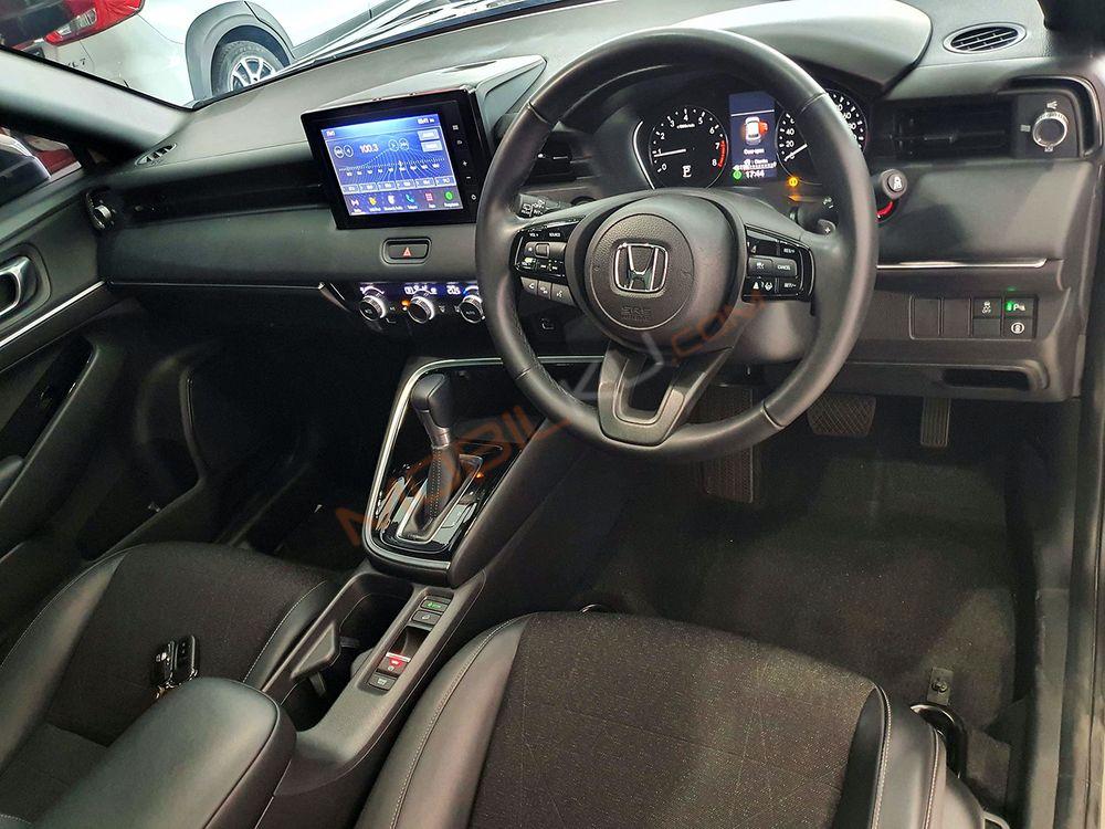 Mobil Honda HR-V 2023