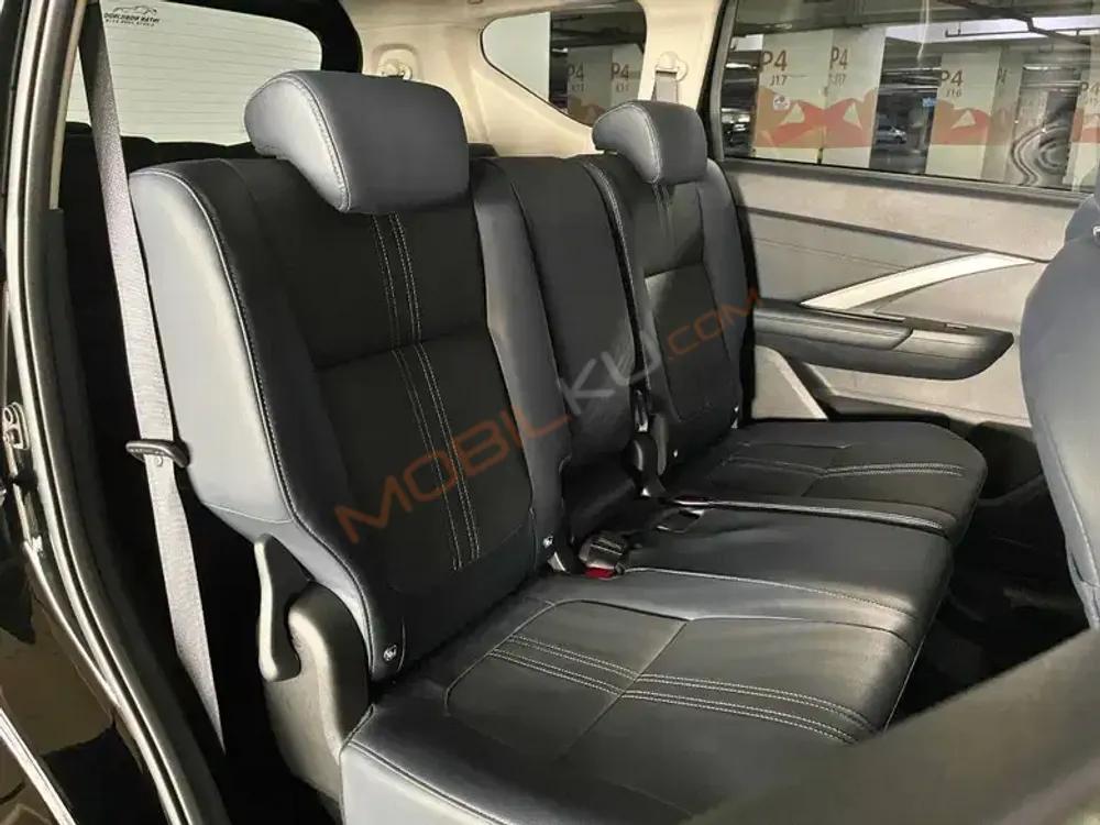 Mobil Mitsubishi Xpander Cross 2025