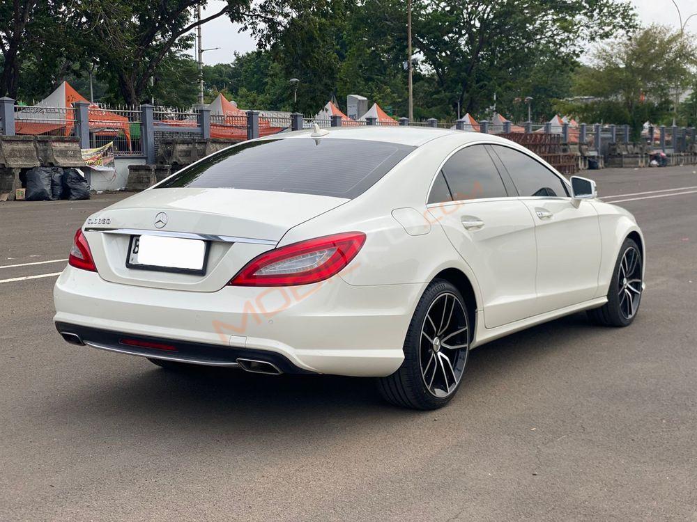 Mobil Mercedes-Benz CLS 2023