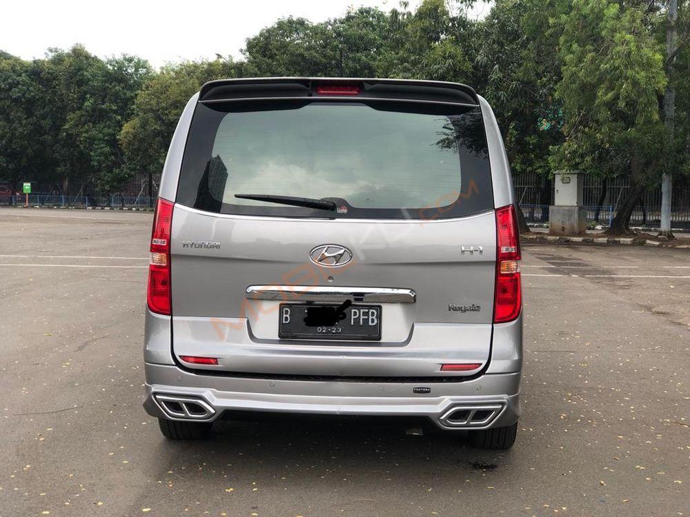 Mobil Hyundai H-1 2018