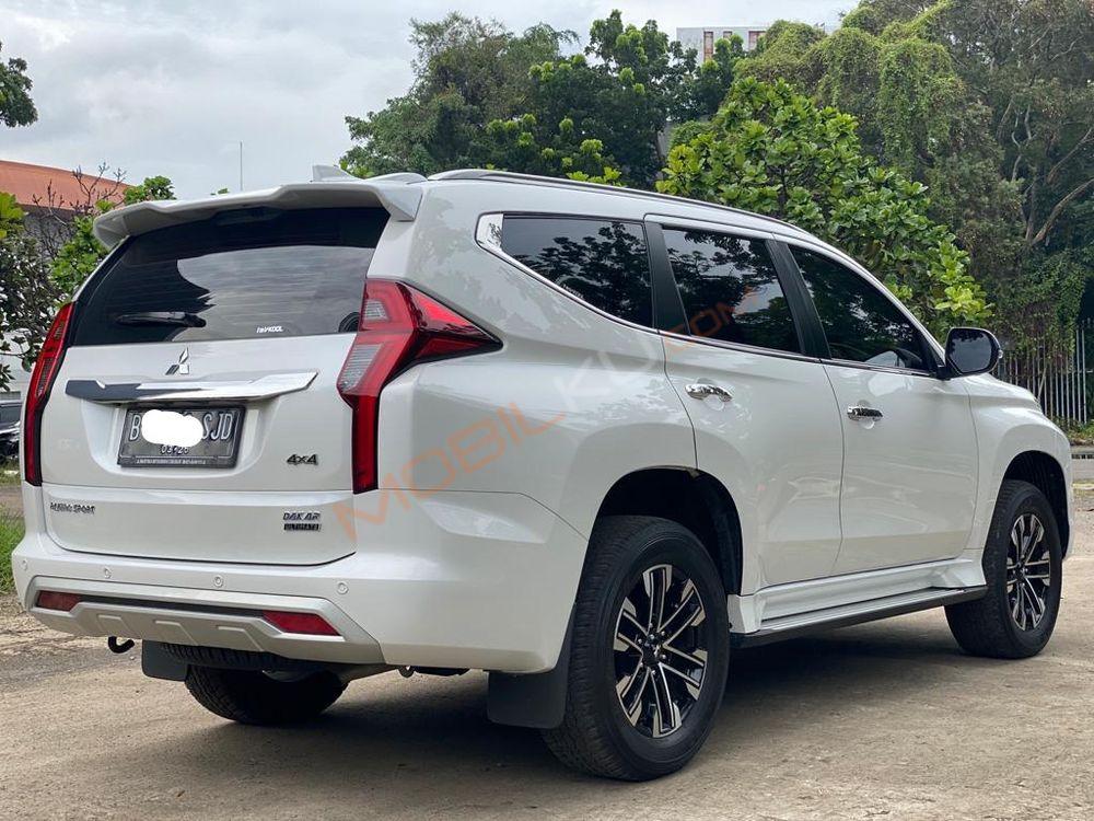 Mobil Mitsubishi Pajero Sport 2021