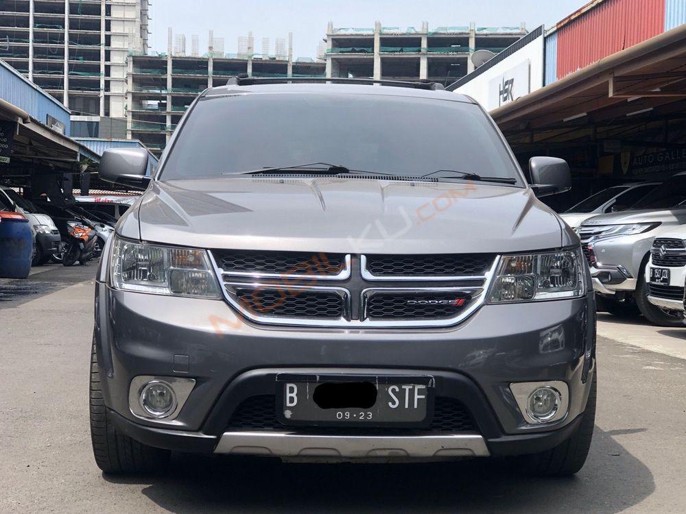 Mobil Dodge Journey 2013