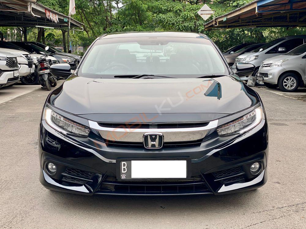 Mobil Honda Civic Sedan 2017