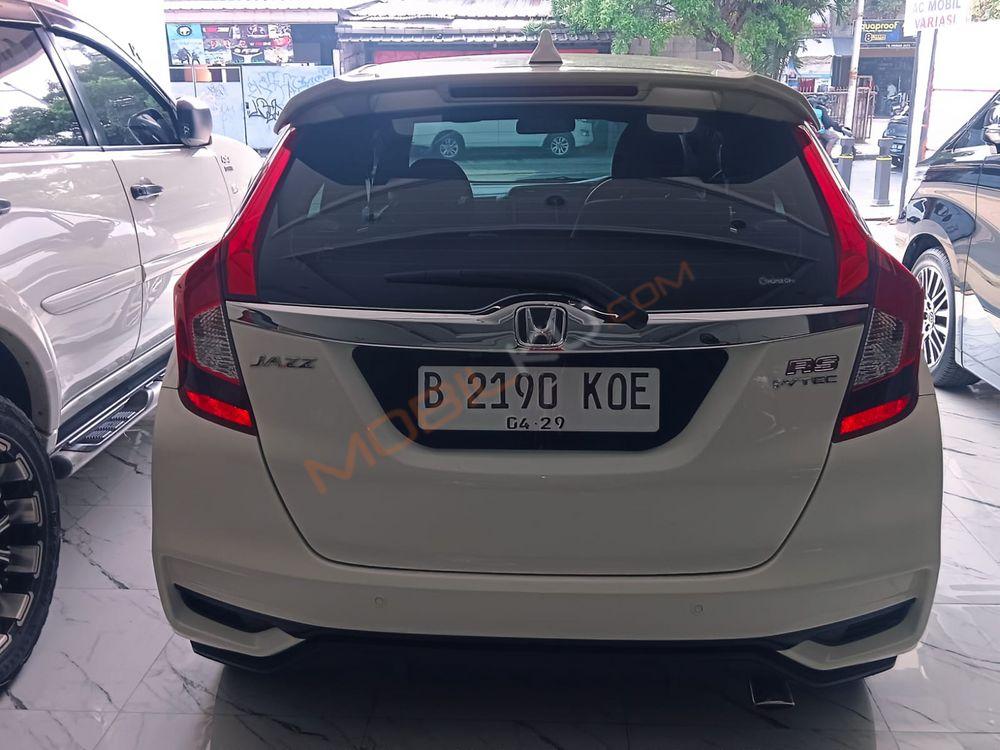 Mobil Honda Jazz 2019