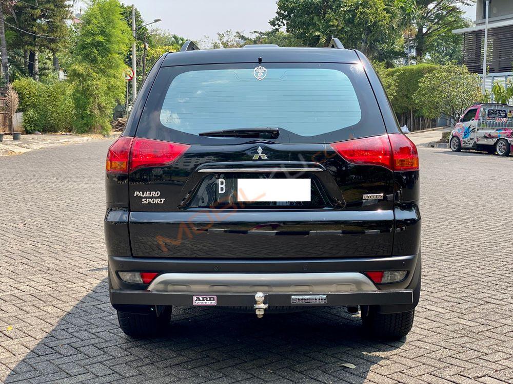 Mobil Mitsubishi Pajero Sport 2012