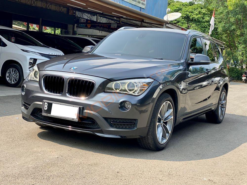 Mobil BMW X1 2015
