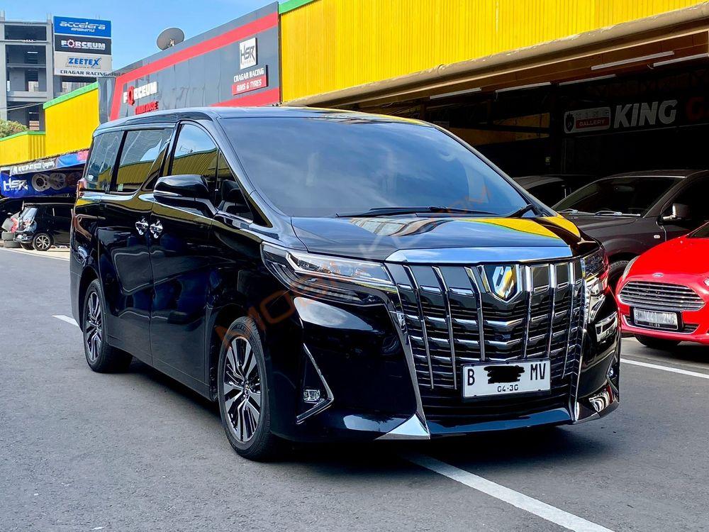Mobil Toyota Alphard 2019
