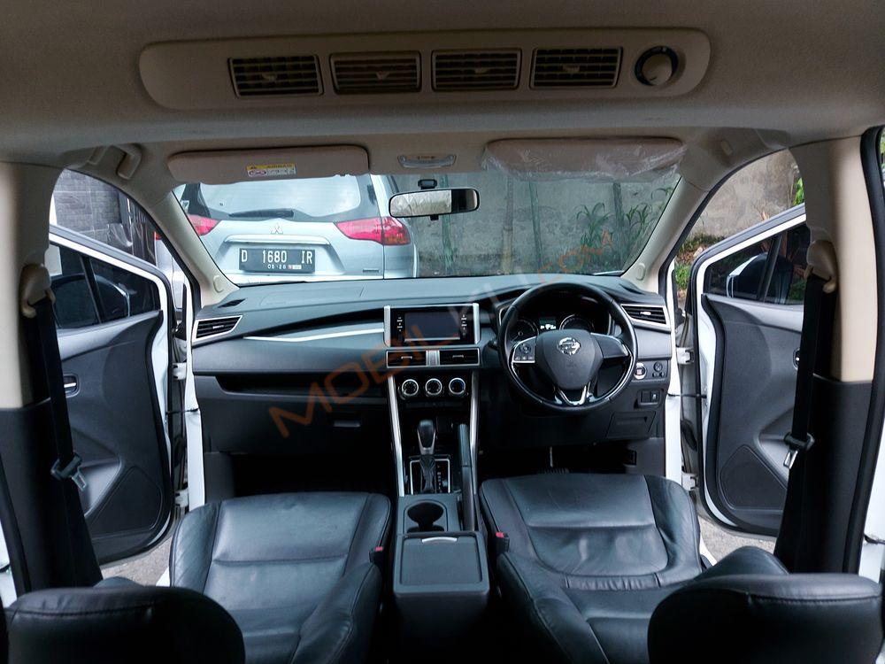 Mobil Nissan Livina 2020