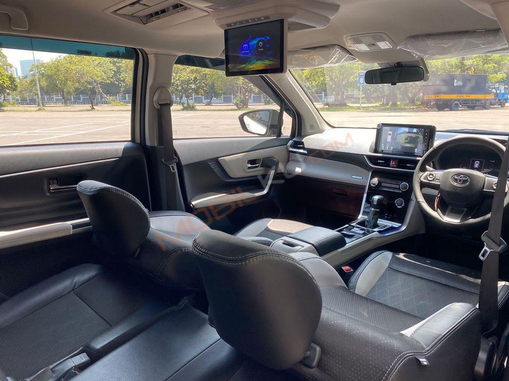 Mobil Toyota Veloz 2022